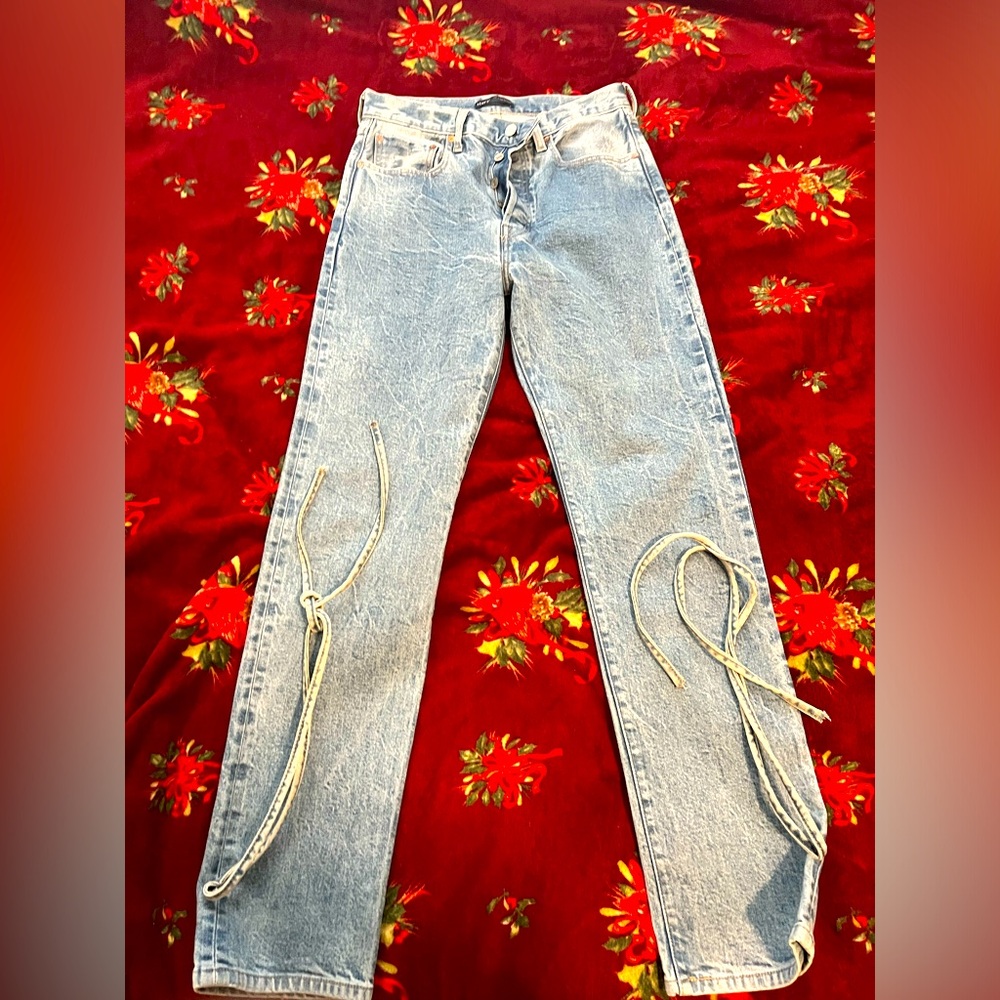 Levi jeans